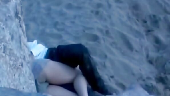 ภรรยาให้สามีของเธอ blowjob วิ ดิ โอ xx ในกล้อง.