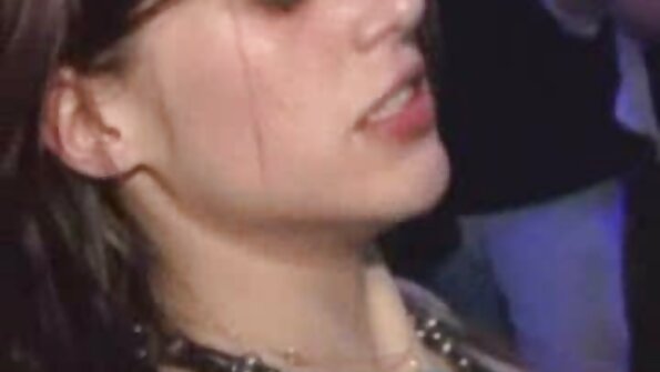 หนุ่มผมบลอนด์ระยำและ วีดีโอ เซ๊ ก Jizzed โดยหลายคน